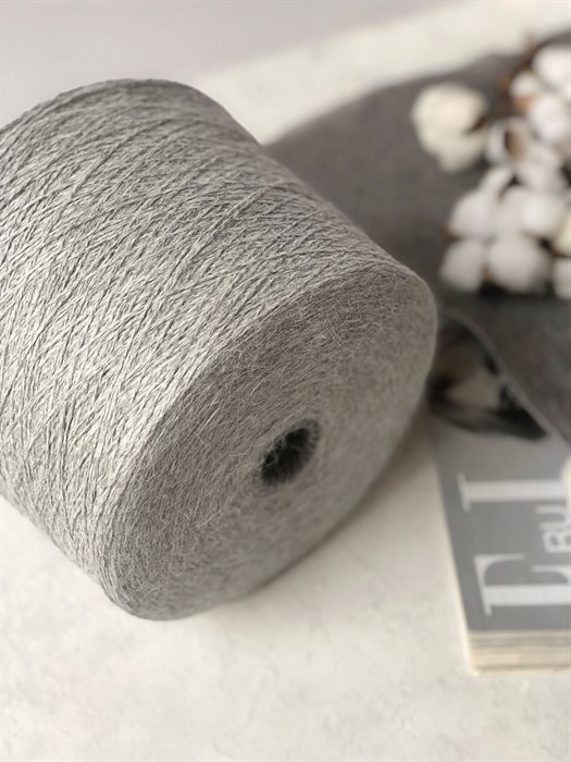 Angora 70, 70% ангора, 30% нейлон, 100 г/700 м, цвет 237, светло-серый Ang7030237