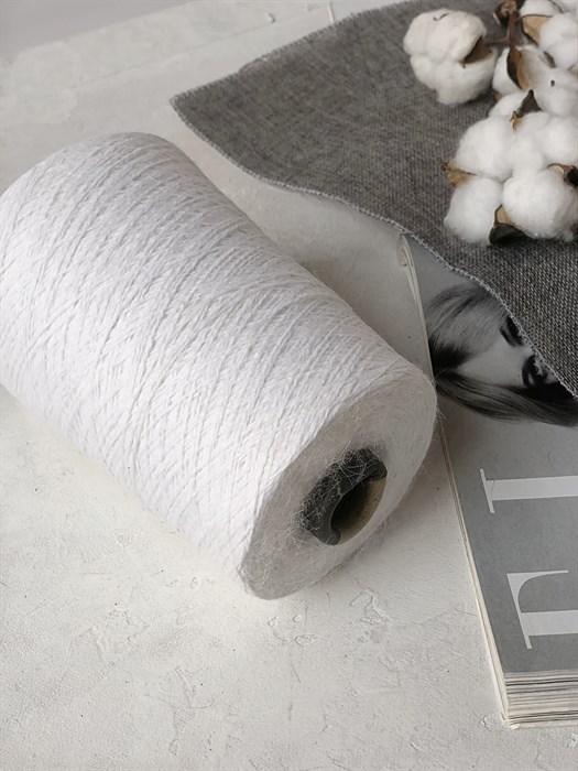 Angora 70, 70% ангора, 30% нейлон, 100 г/700 м, цвет 201, белый Ang7030201