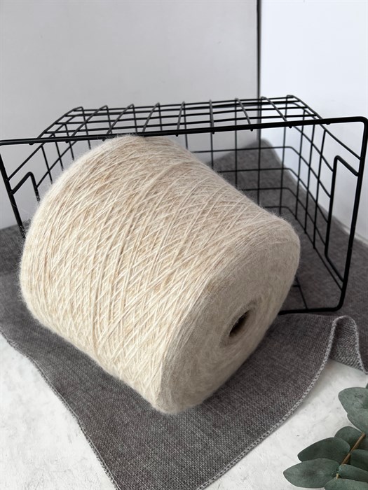 Brioche (Pecci Filati), 30% альпака, 30% меринос, 40% ПА, 100 г/400 м, пшеница 3243