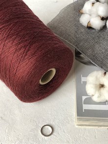 Victoria (Biella Yarn), 100% меринос, 100г/1500 м, красное дерево 4M1666