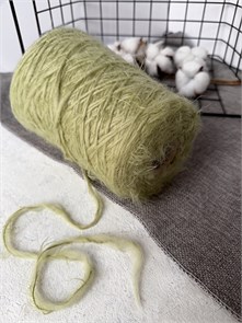 {{photo.Alt || photo.Description || 'Giulia (Art of Yarn), 55% меринос, 45% ПА, 100 г/180 м, цвет авокадо'}}