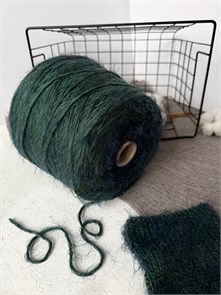 {{photo.Alt || photo.Description || 'Giulia (Art of Yarn), 55% меринос, 45% ПА, 100 г/180 м, зеленый океан'}}